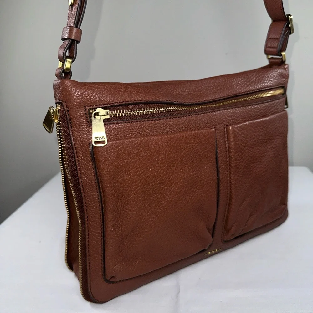 Fossil Piper Brown Pebble Leather Crossbody Small Messenger Bag Expandable
